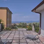 Mit Seeblick Und Privatem Garten By Interhome *