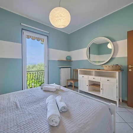Mit Seeblick Und Privatem Garten By Interhome Дом отдыха Бардолино