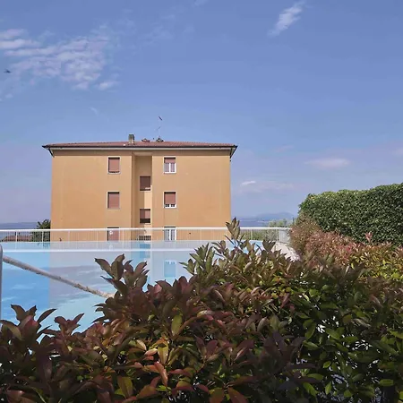 Сasa de vacaciones Mit Seeblick Und Privatem Garten By Interhome *