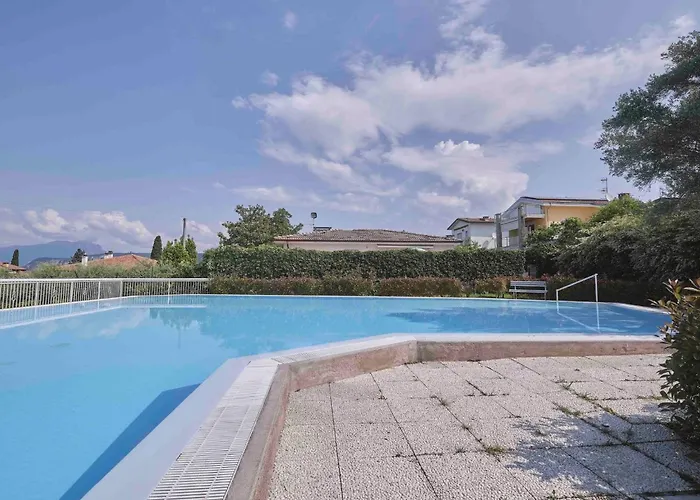 Feriehus Mit Seeblick Und Privatem Garten By Interhome Bardolino