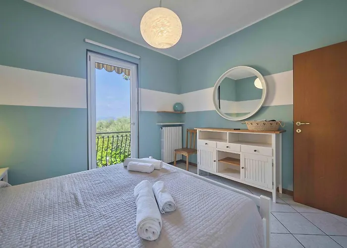 Mit Seeblick Und Privatem Garten By Interhome Feriehus Bardolino