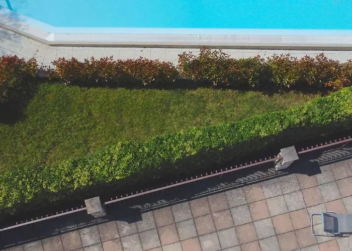 Mit Seeblick Und Privatem Garten By Interhome Feriehus *